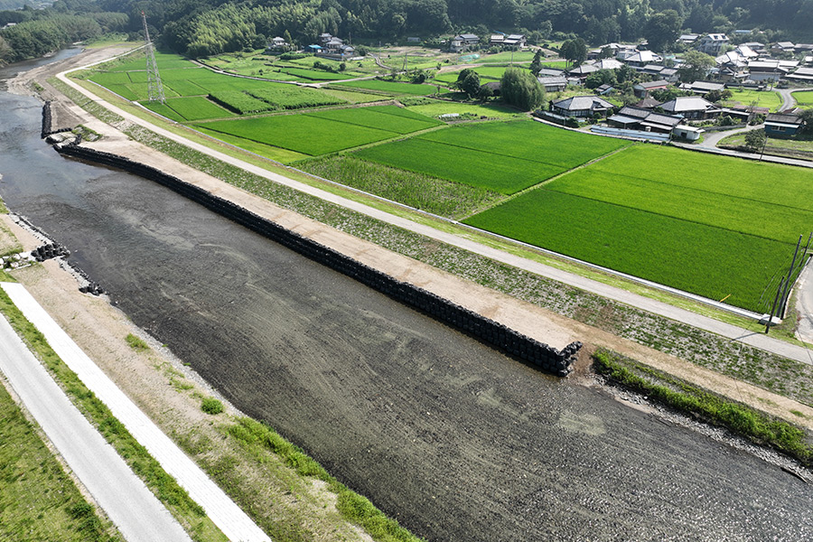 03国補災関第03-05-801-A-004号 04県単河防第04-53-411-0-002号 合併　河川災害関連改修工事(その2)